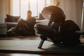 《怪物猎人》手游画风被玩家吐槽：像《王者》的角色